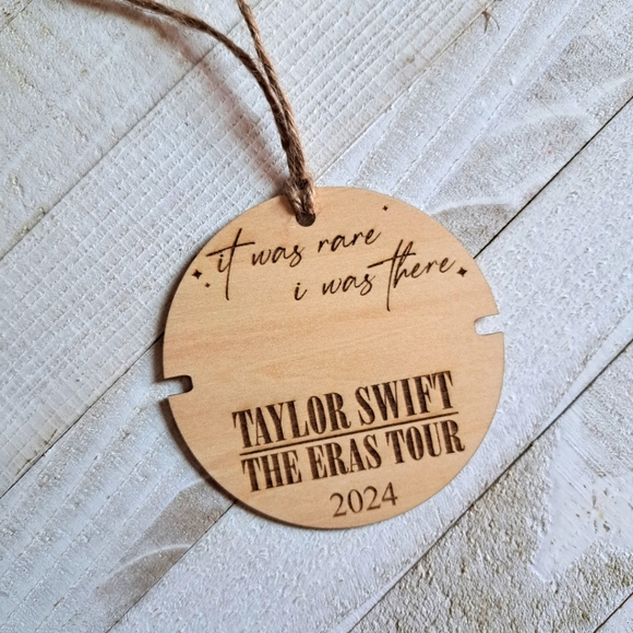 Eras tour bracelet holder ornament - Picture 2 of 2